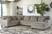 Load image into Gallery viewer, Ballinasloe 3-Piece Sectional with Chaise