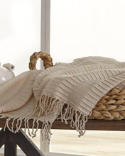 Load image into Gallery viewer, Mendez Throw (Set of 3)