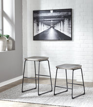Load image into Gallery viewer, Showdell Pub Height Bar Stool image