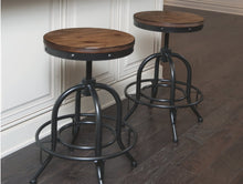 Load image into Gallery viewer, Pinnadel Counter Height Bar Stool