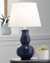Load image into Gallery viewer, Zellrock Table Lamp