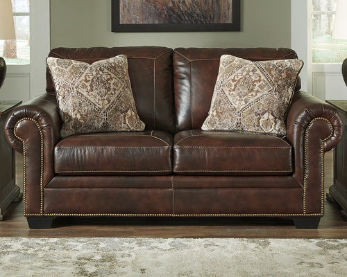 Roleson Loveseat image
