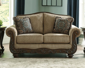 Briaroaks Loveseat image