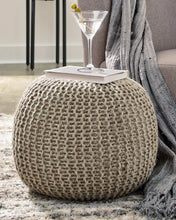 Load image into Gallery viewer, Latricia Pouf
