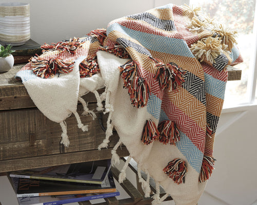 Jacinta Throw image