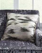 Load image into Gallery viewer, Martillo Pillow (Set of 4)
