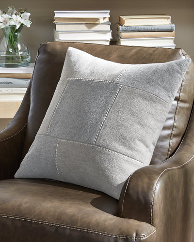 Lareina Pillow image