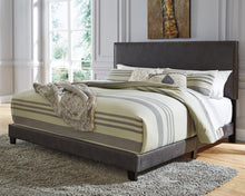 Load image into Gallery viewer, Vintasso Upholstered Bed
