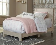 Load image into Gallery viewer, Hollentown Panel Bed image

