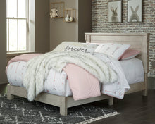 Load image into Gallery viewer, Hollentown Panel Bed
