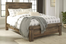 Load image into Gallery viewer, Trinell Queen Panel Bed
