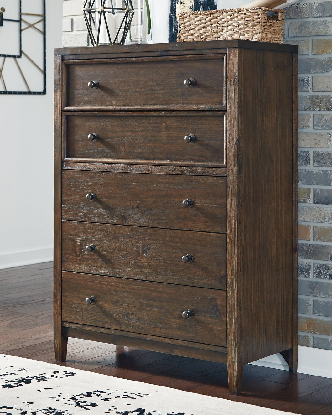 Kisper Chest of Drawers image
