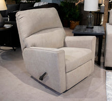 Load image into Gallery viewer, Lucina Recliner
