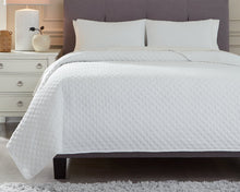 Load image into Gallery viewer, Ryter 3-Piece King Coverlet Set image
