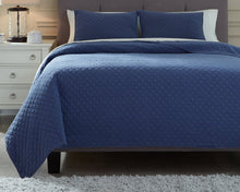 Load image into Gallery viewer, Ryter 3-Piece King Coverlet Set
