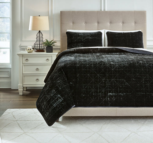 Dairick King Quilt Set image